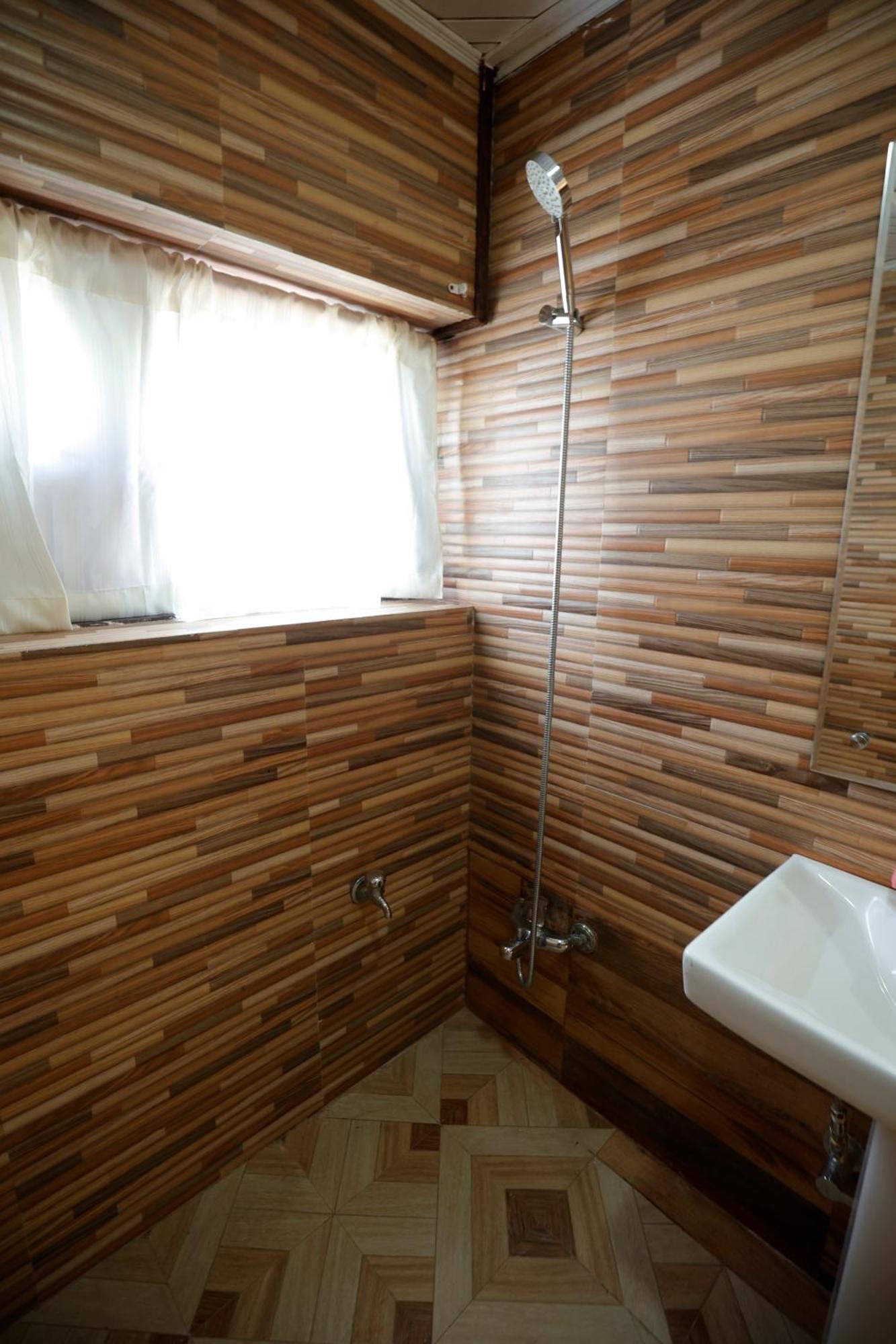 Walisons Peace Resort Pahalgam Exterior photo